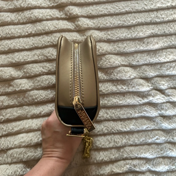 Versace Parfums GWP Bag with Gold Chain - Picture 5 of 10